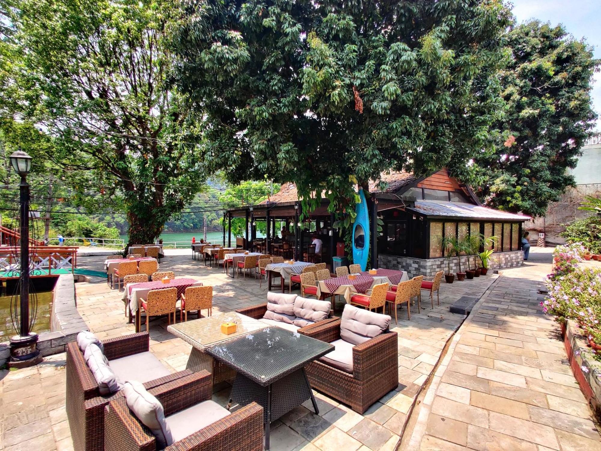 Lake View Resort Pokhara Exterior photo